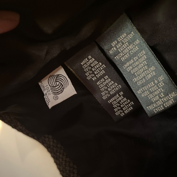 Motorcycle Long Sleeve Jacket in Black and Gray Stylish Design - Picture 4 of 5